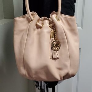 BEAUTIFUL blush Michael Kors bag